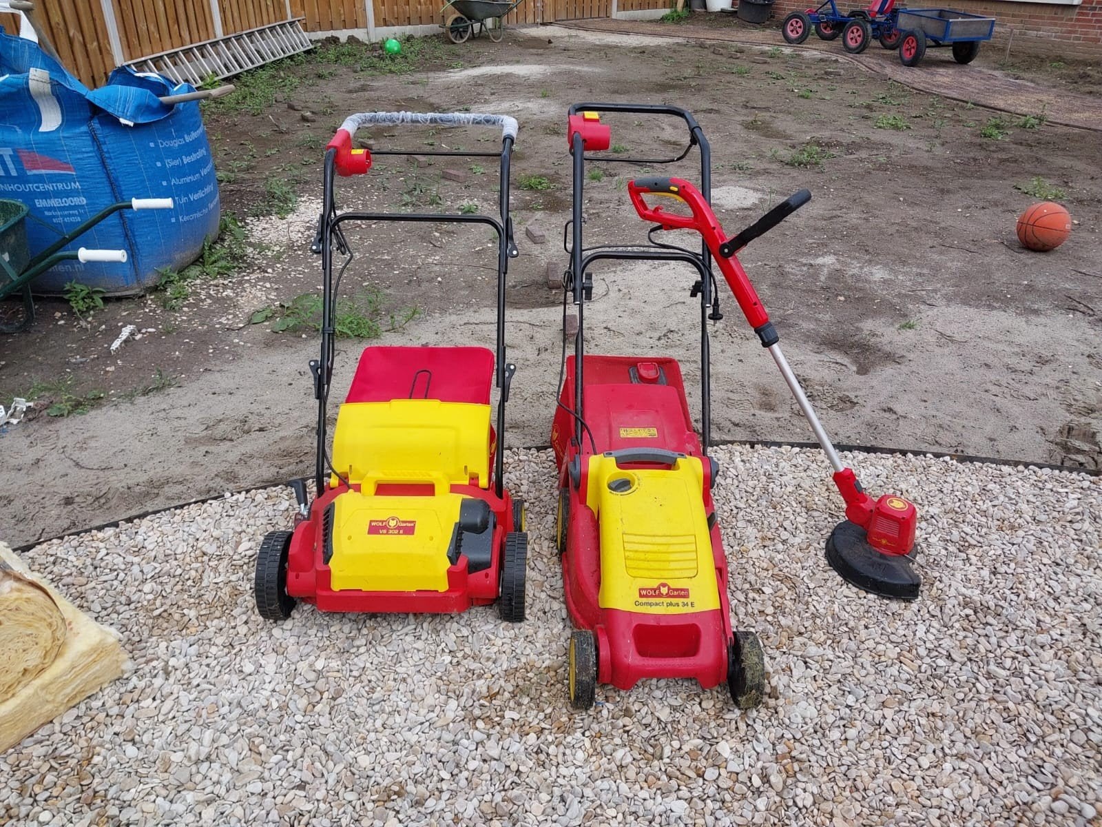 WOLF-Garten Grasmaaier, verticuteermachine en grastrimmer, Ophalen, Cirkelmaaier, Gebruikt, Elektrische grasmaaier