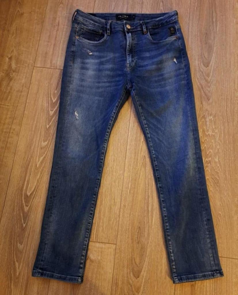 Elias Rumelis. Gave jeans.  Mid rise. Maat 28, Blauw, W32 (confectie 46) of kleiner, Ophalen of Verzenden, Zo goed als nieuw