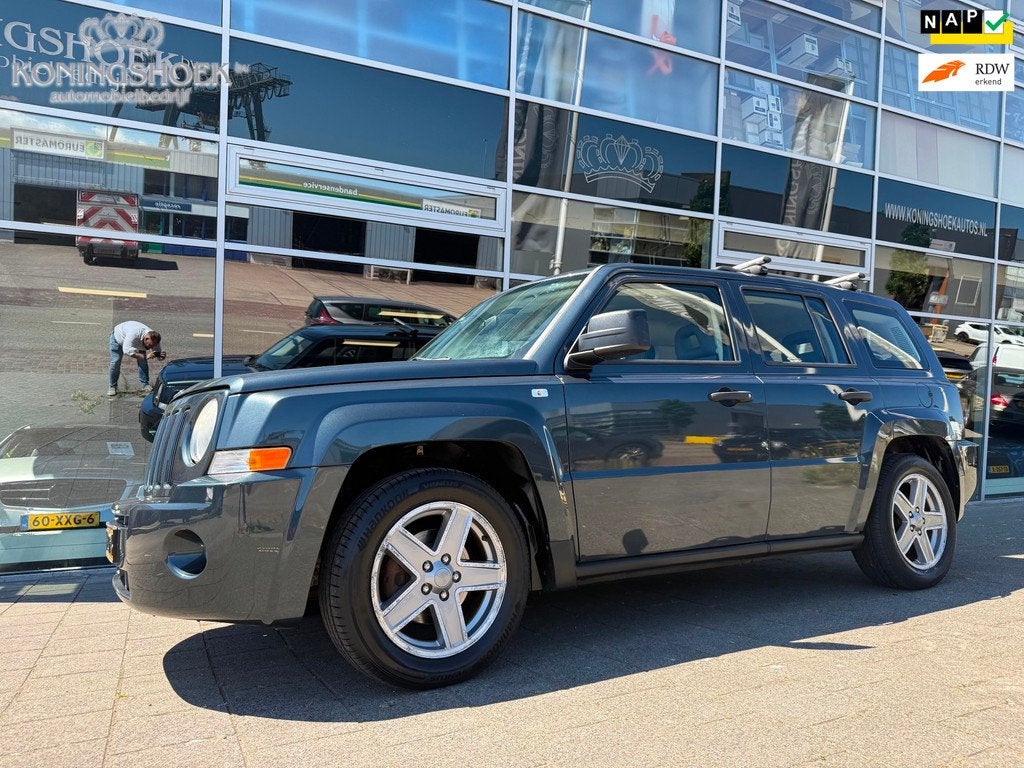 Jeep Patriot 2.4 Sport Adventure, Auto's, Metallic lak, Gebruikt, 4 cilinders, 1465 kg