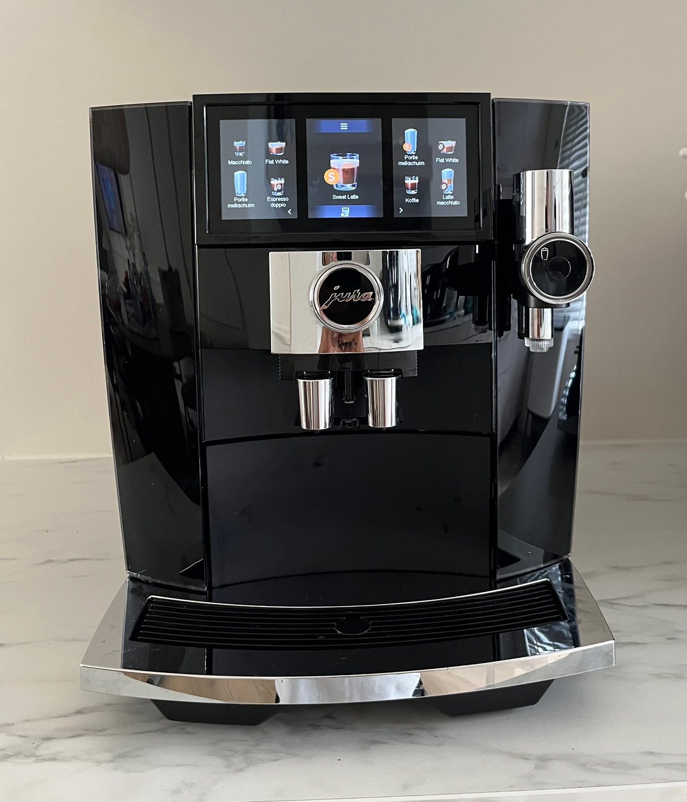 Jura J8 twin koffiemachine (300 bereidingen!!), Afneembaar waterreservoir, 10 kopjes of meer, Ophalen of Verzenden, Zo goed als nieuw