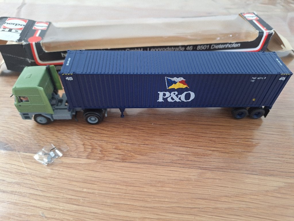 Herpa Daf 3600 met P&O 45 voet container, Ophalen, Zo goed als nieuw, Bus of Vrachtwagen, Herpa