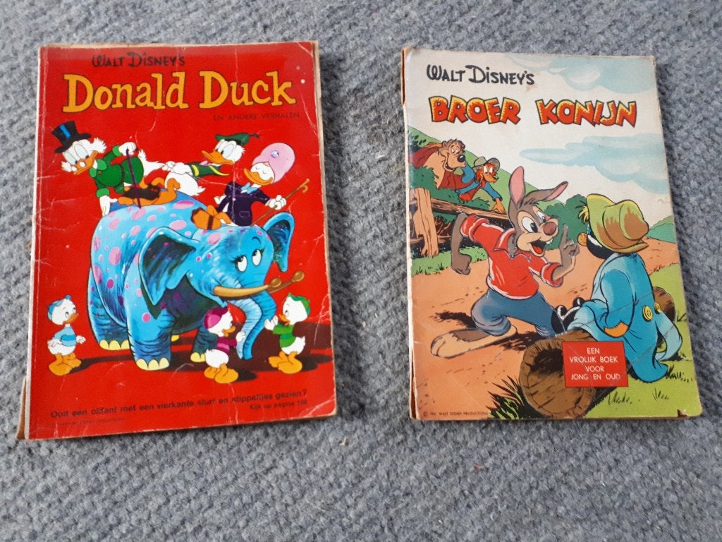 walt disney, donald duck en broer konijn, Gelezen, Verzenden, Walt Disney, Meerdere stripboeken