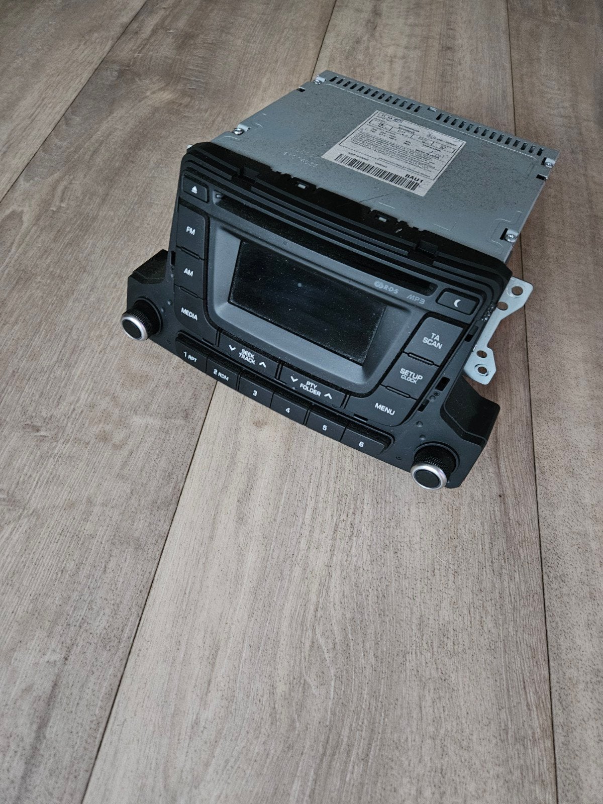 Radio Hyundai i10 2014 inclusief frontpaneel, Ophalen of Verzenden, Gebruikt