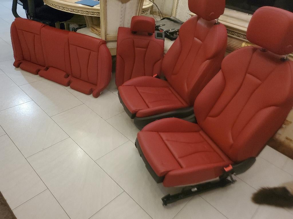 Audi S3 Limousine autostoelen, Ophalen