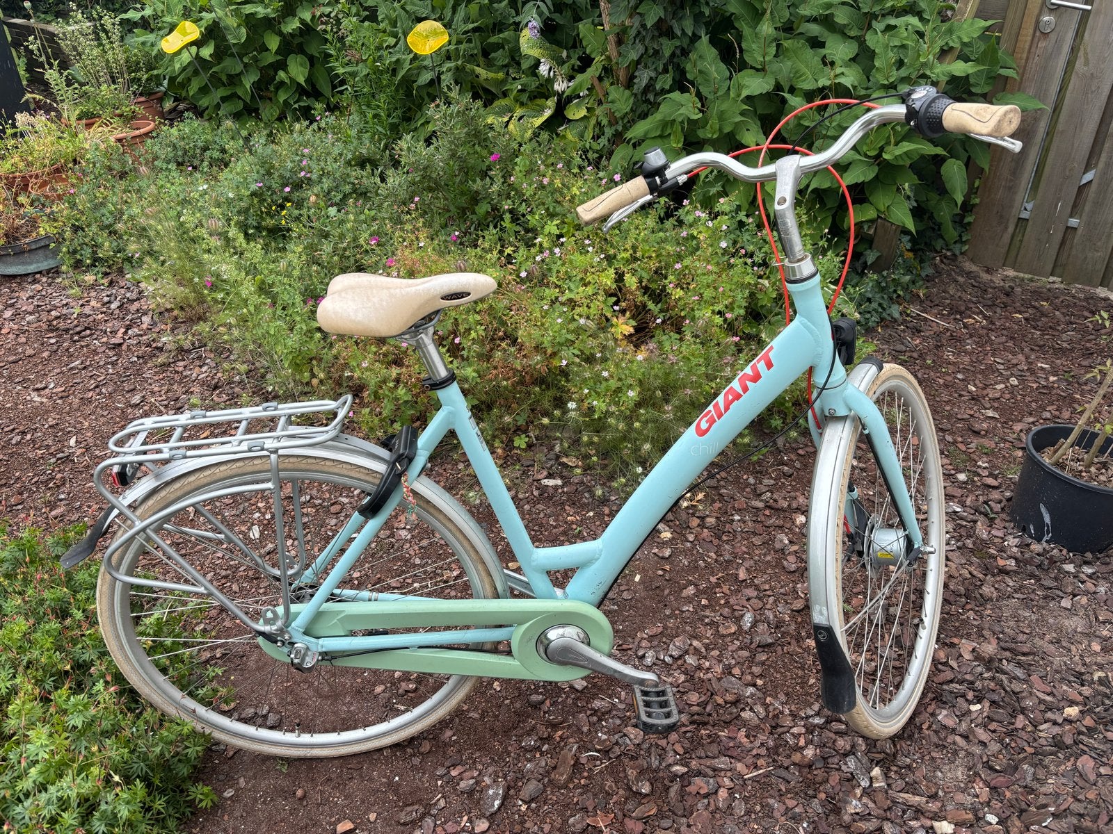 Giant Damesfiets 28 inch, framemaat L, 3 versnellingen, Ophalen, Gebruikt, Versnellingen, Schijfrem