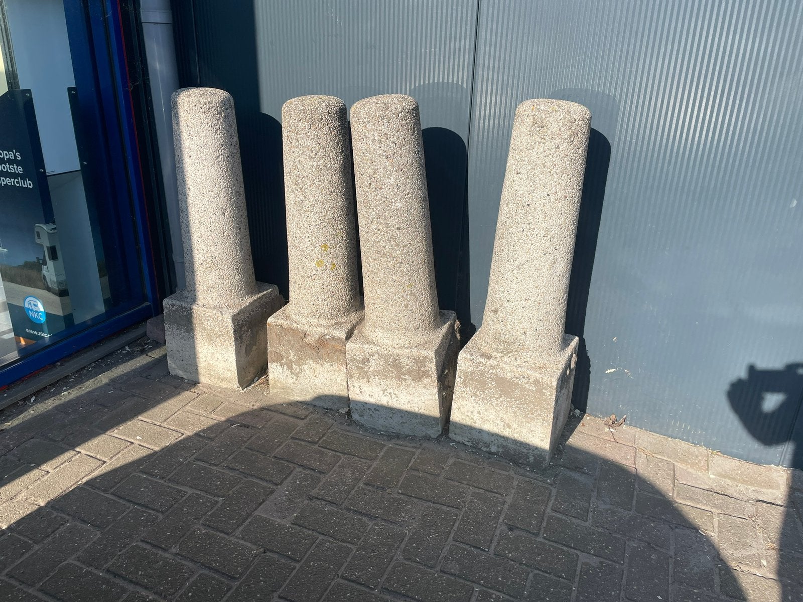 Parkeerpaal beton/grind amsterdammers, Ophalen of Verzenden, Zo goed als nieuw