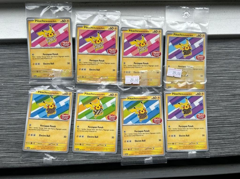 Indonesische Sealed Pikachu Promo set - Berkemeja Batik, Ophalen of Verzenden, Nieuw, Meerdere kaarten