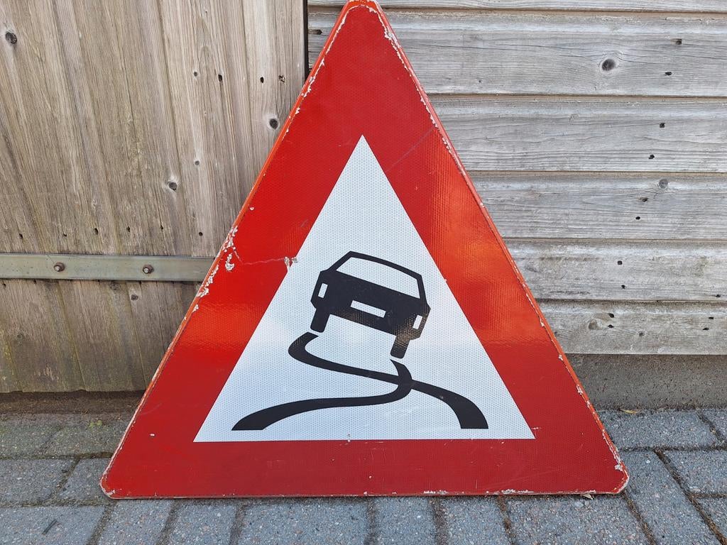 Waarschuwingsbord slipgevaar, Ophalen, Gebruikt, Reclamebord