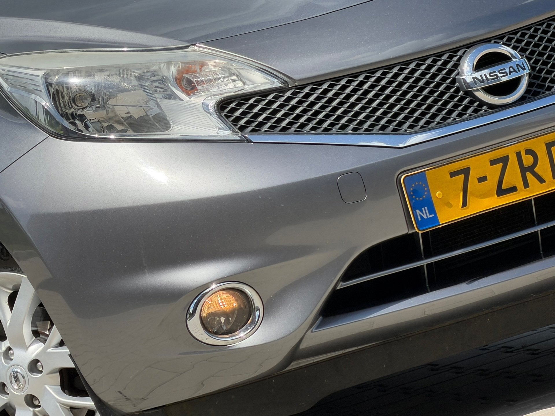 Nissan Note 1.2 Connect Edition - Grey Metallic - Nav/Clima/, Auto's, Nissan, Euro 5, Automatische klimaatregeling, 1198 cc, 49 €/maand