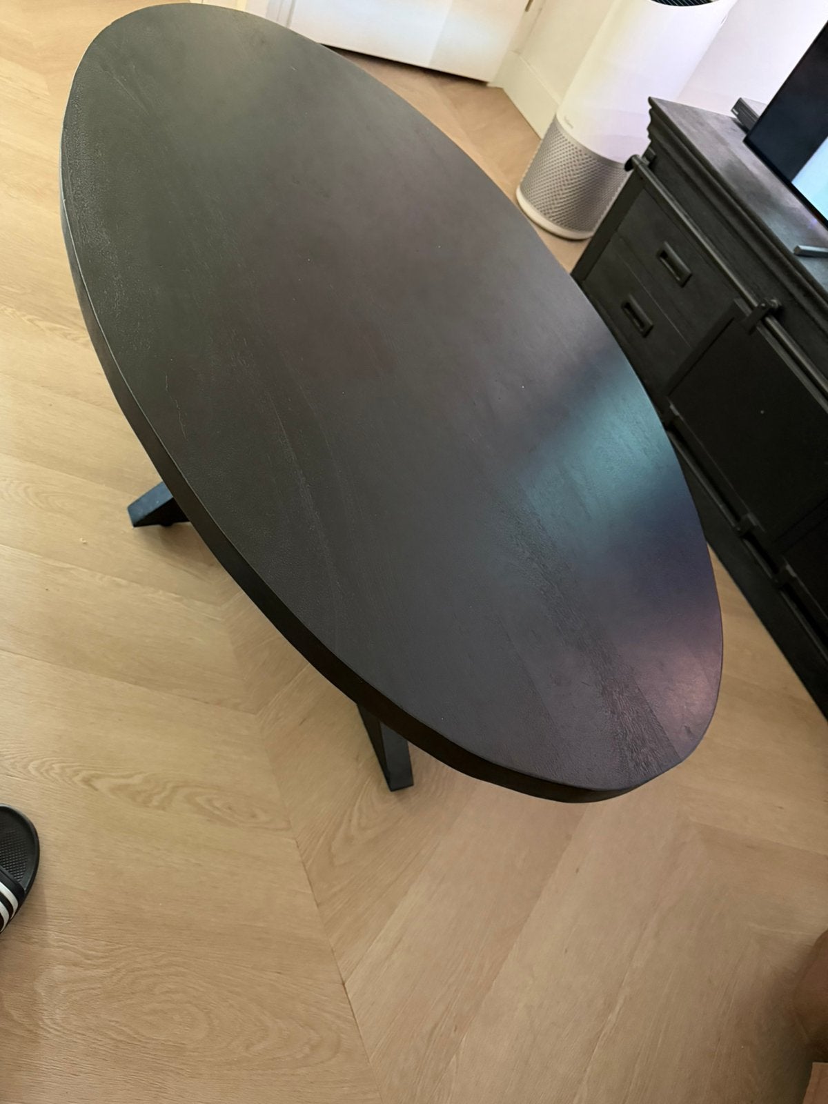 Zwarte mangohout salontafel, Ophalen, 100 tot 150 cm, Rond, 50 tot 100 cm