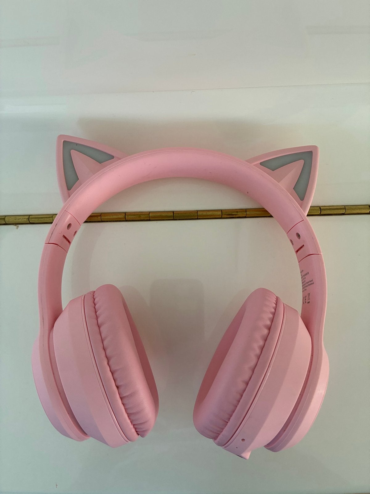 Happy Case Koptelefoon - Roze met kattenoortjes, Overige merken, Roze, Ophalen of Verzenden, Zo goed als nieuw