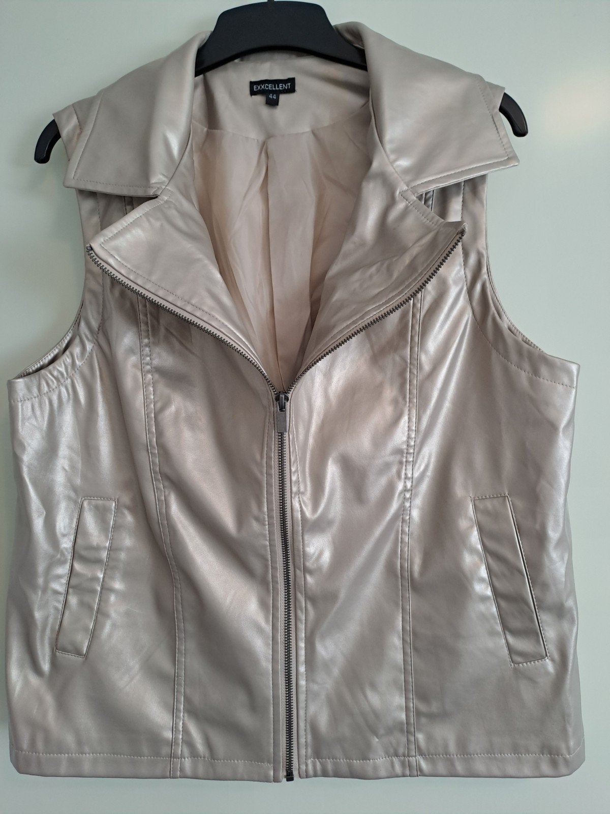 Exxcellent mat gouden gilet Maat 44, Overige kleuren, Maat 42/44 (L), Ophalen of Verzenden, Exxcellent