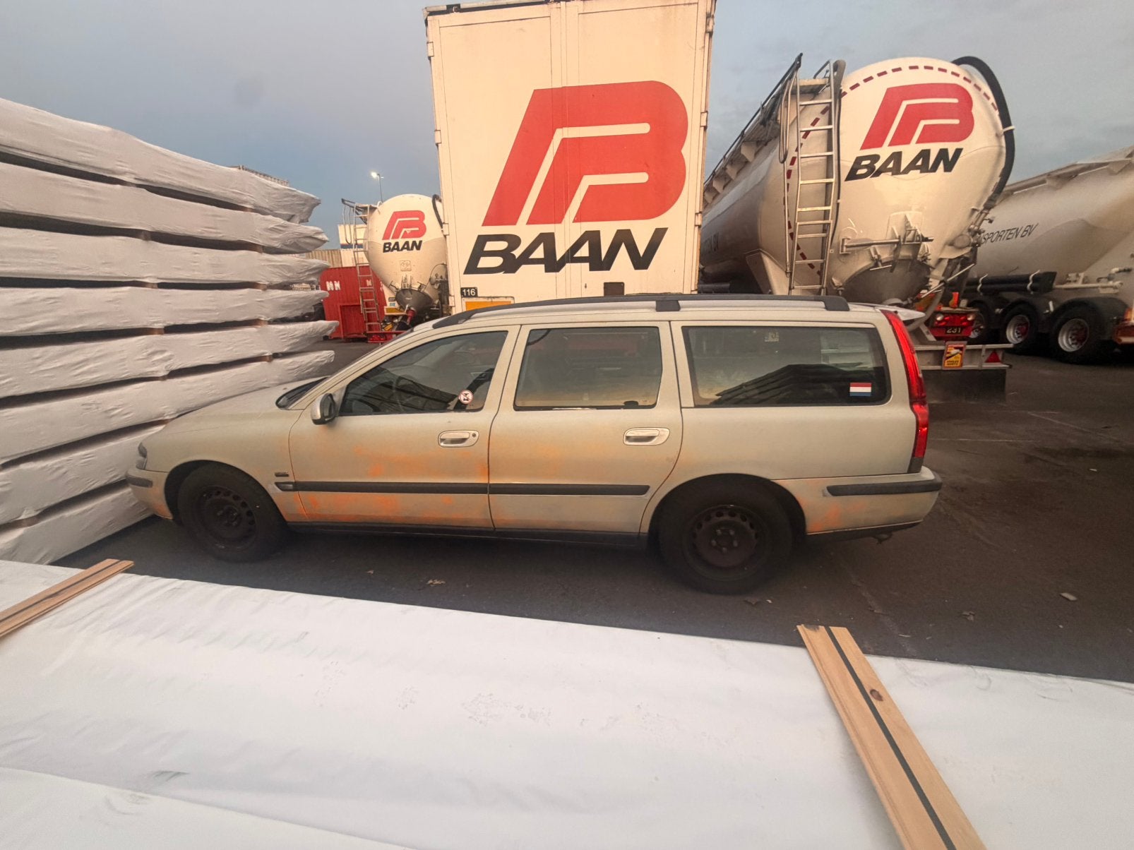 Volvo V70 2.4 diesel, Drie personen of meer, Cadeaubon