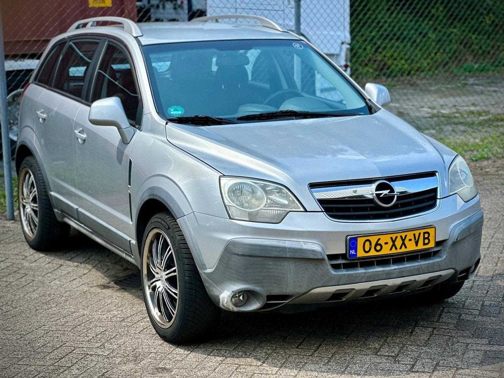 Opel Antara 2.4 16V Enjoy, 06-XX-VB, Auto's, Opel, Gebruikt, 4 cilinders, Bedrijf, Handgeschakeld