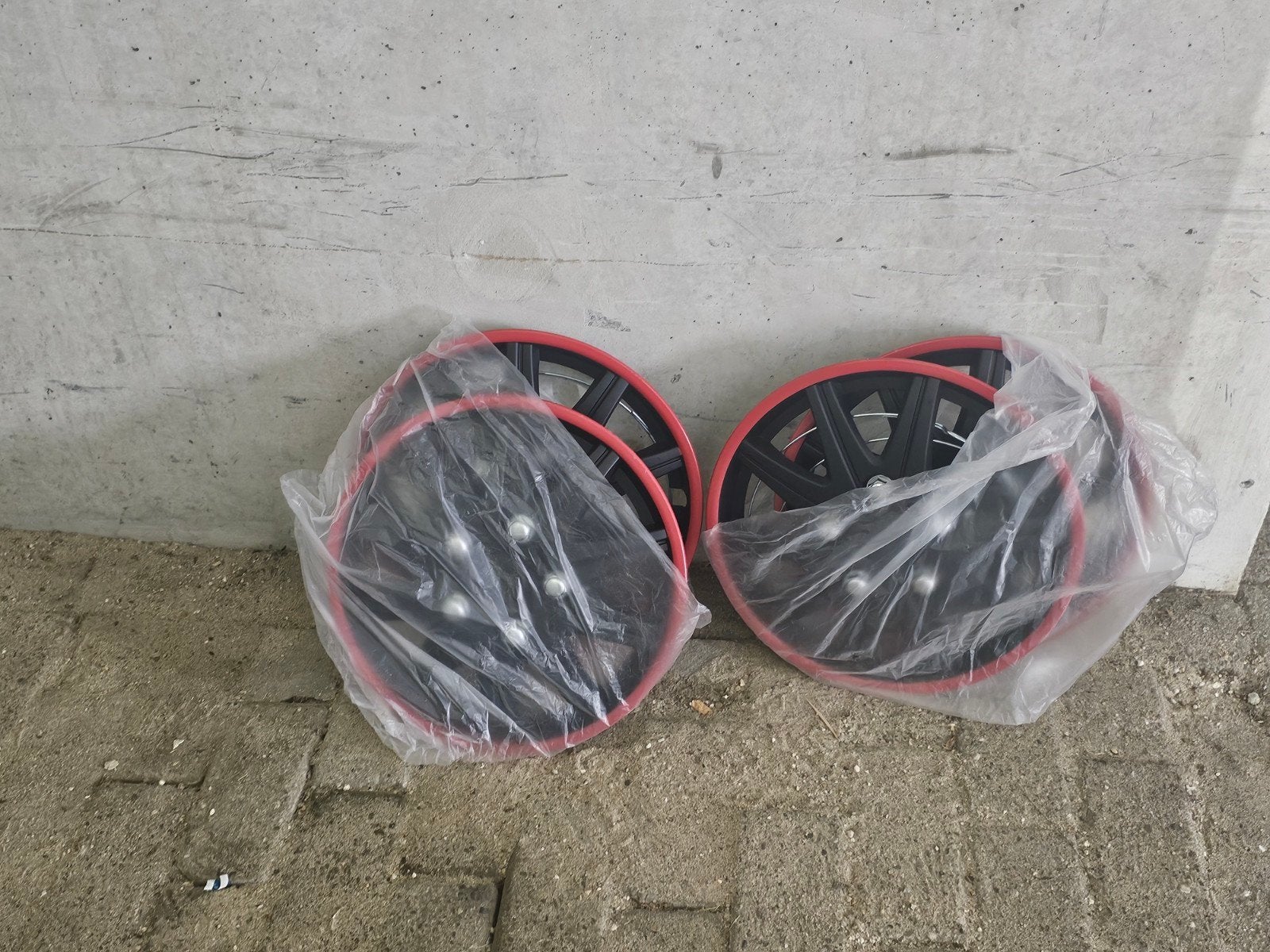Nieuwe 13 inch wieldoppen (set van 4), Ophalen of Verzenden, Nieuw