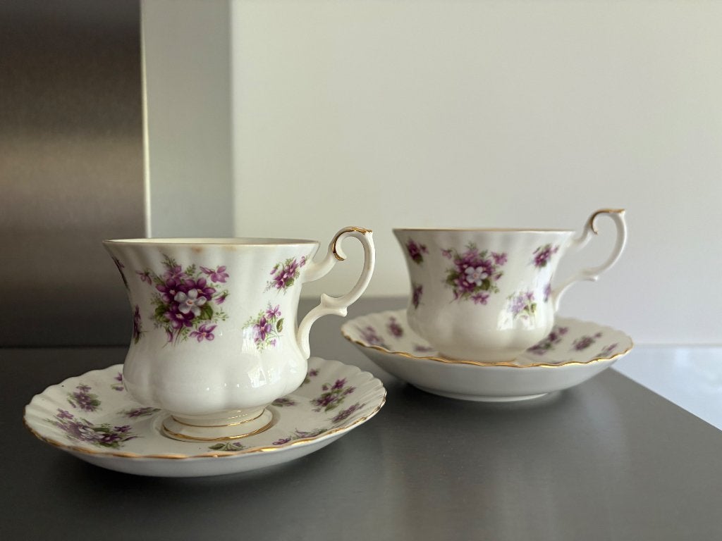 Royal Albert kopjes, Huis en Inrichting, Keuken | Servies, Ophalen of Verzenden, Zo goed als nieuw, Overige stijlen, Kop(pen) en/of Schotel(s)