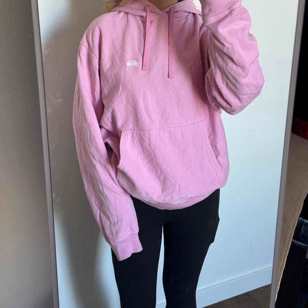 Roze Stüssy hoodie van 100% katoen (maat L)., Kleding | Heren, Maat 52/54 (L), Stussy, Ophalen of Verzenden, Roze
