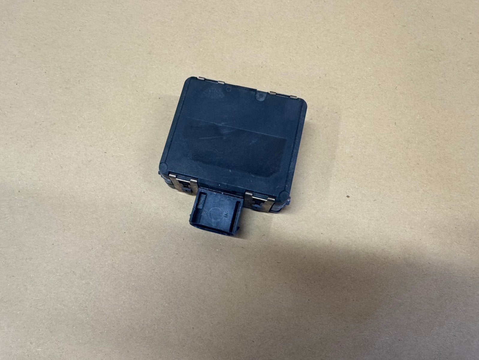 Originele VW Audi SEAT Škoda | Front Radar Sensor 5Q0907561G, Ophalen of Verzenden, Gebruikt, Seat