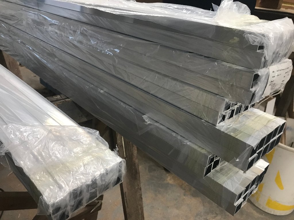 Aluminium koker | koker met flens | aluminium profiel, Ophalen of Verzenden, Nieuw, Aluminium, Vogelkooi