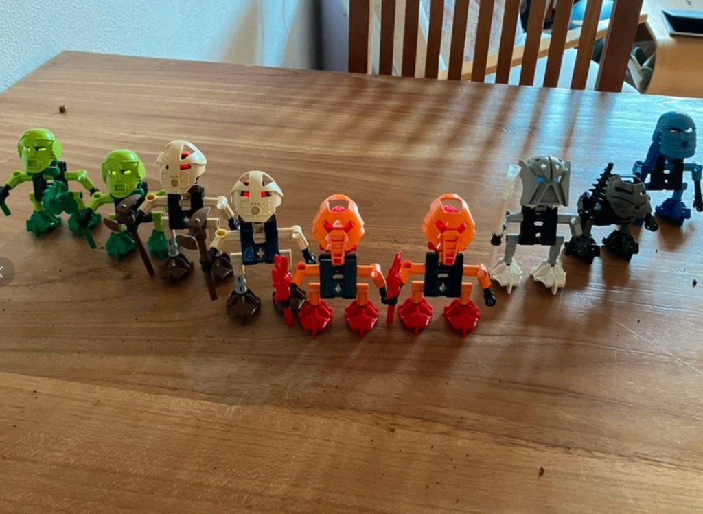Setje van kleine bionicles, Bionicle, Lego, Ophalen of Verzenden, Zo goed als nieuw