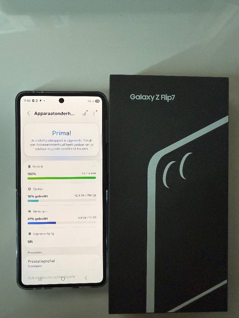 Samsung Galaxy Z Flip 7 + Watch 7, Telecommunicatie, Mobiele telefoons | Samsung, Ophalen, Paars, Touchscreen, Zo goed als nieuw