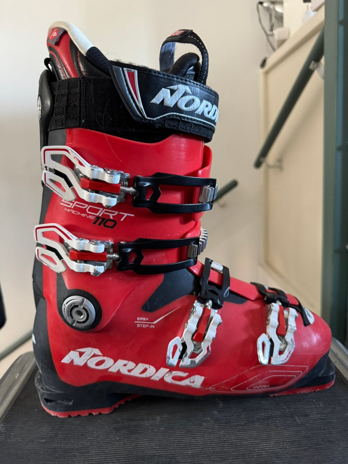 Skischoenen Nordica sportmachine 110 mt. 27-27.5, 140 tot 160 cm, Gebruikt, Schoenen, Ophalen of Verzenden