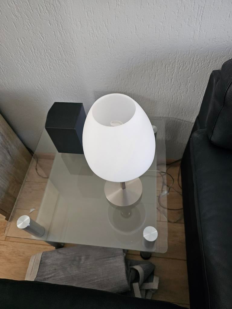 Glazen tafeltje incl lamp, Ophalen
