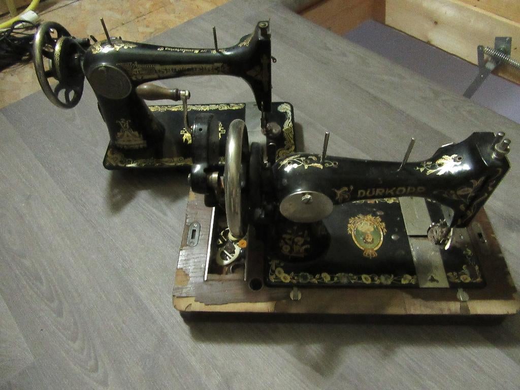 (2x) Dürkopp Wilhelmina & Singer Model 127 Egyptian, Ophalen