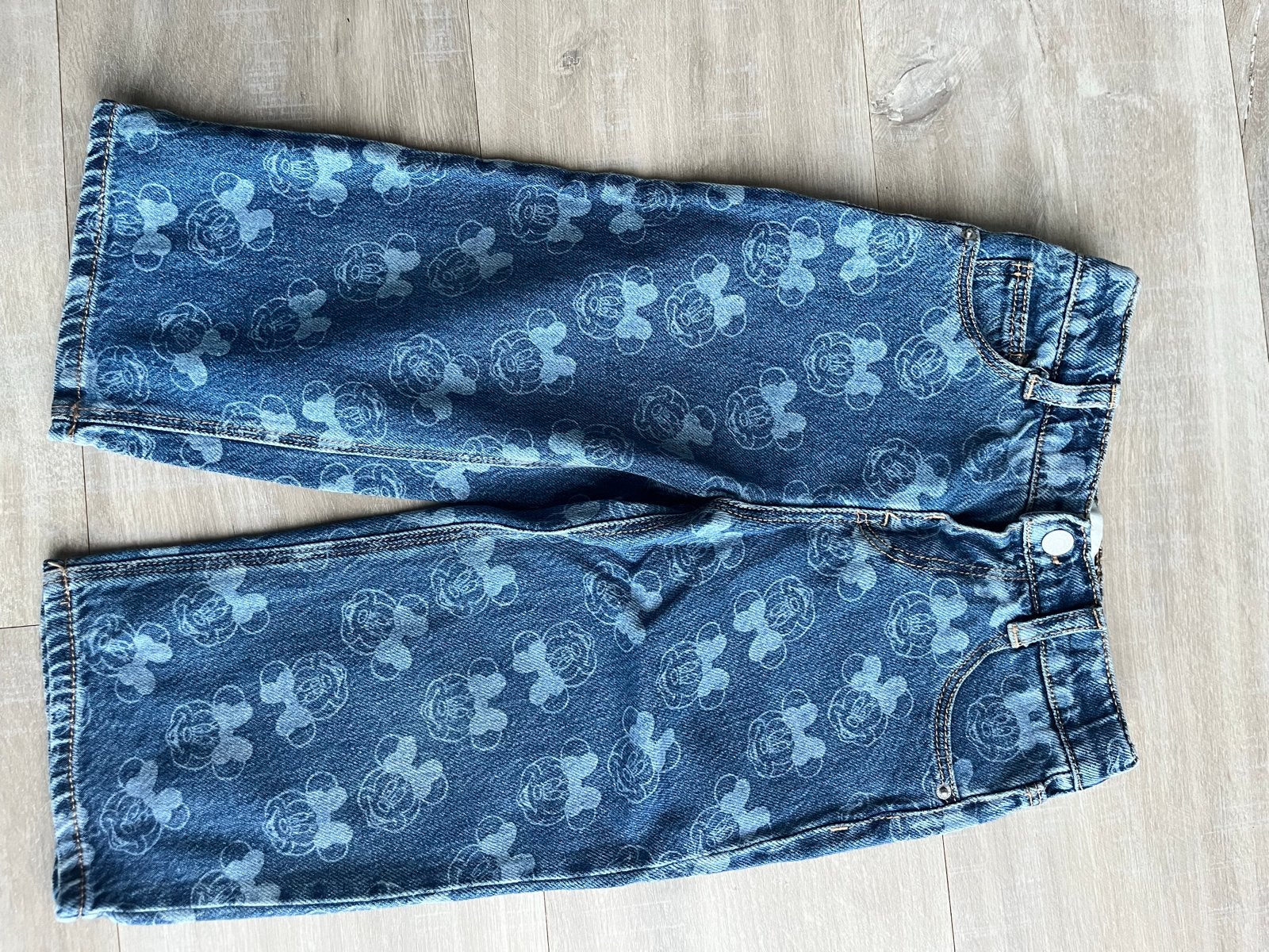 Zara Mickey Mouse spijkerbroek. Nieuw!, Ophalen of Verzenden, Nieuw, Jongen of Meisje