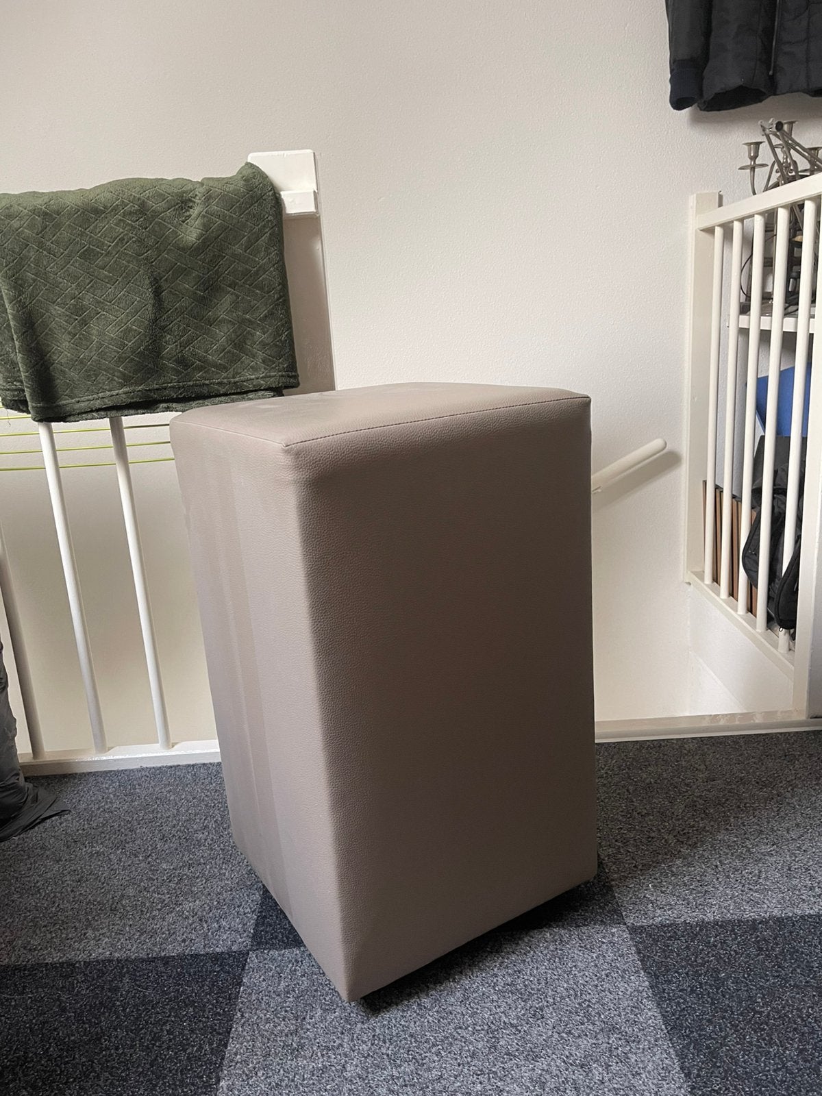 Kruk met nepleer (3 stuks), 1 kruk, Ophalen, Gebruikt, 60 tot 90 cm