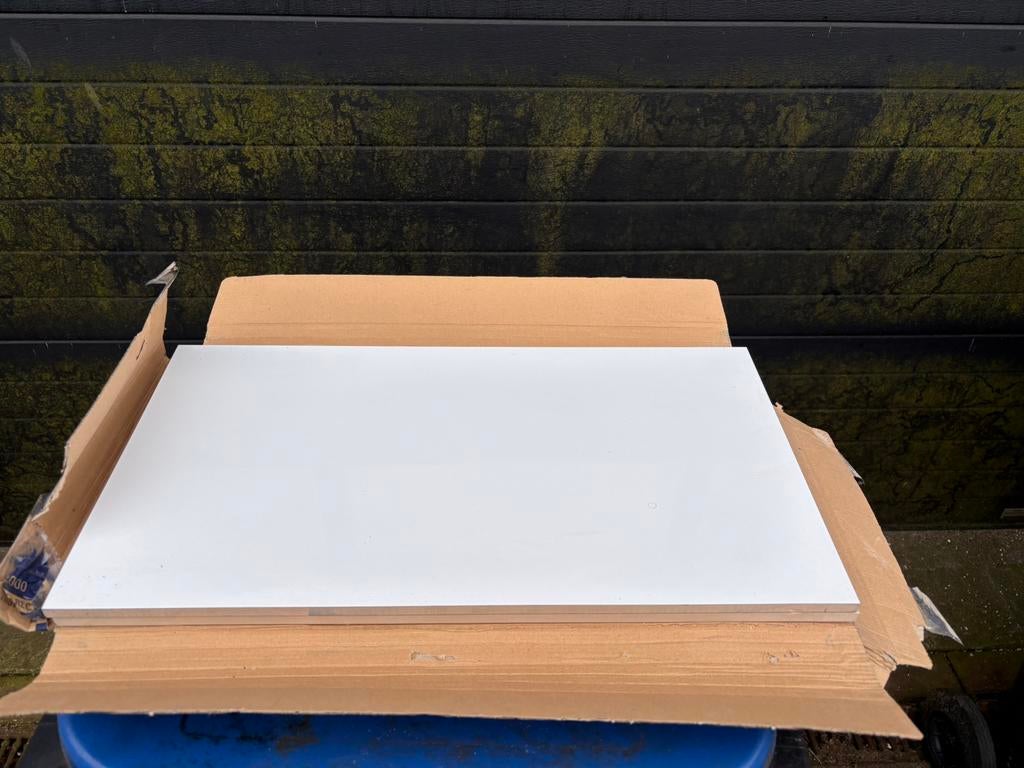 Keraben wandtegels 32x59  wit 7 m2, Doe-het-zelf en Verbouw, Tegels, Ophalen, Zo goed als nieuw, Minder dan 5 m², 20 tot 40 cm