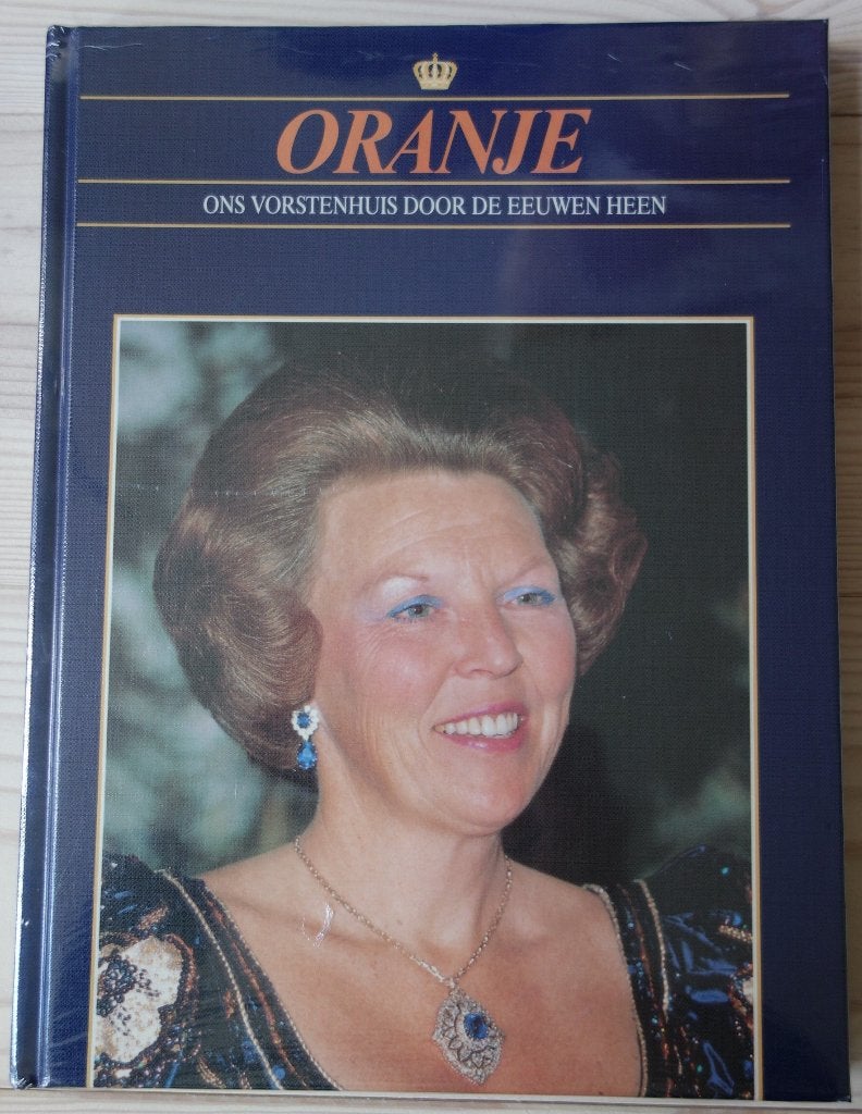 Ons vorstenhuis: Beatrix, nieuw, €9 inclusief verzenden, Verzamelen, Verzenden, Nieuw, Nederland, Tijdschrift of Boek