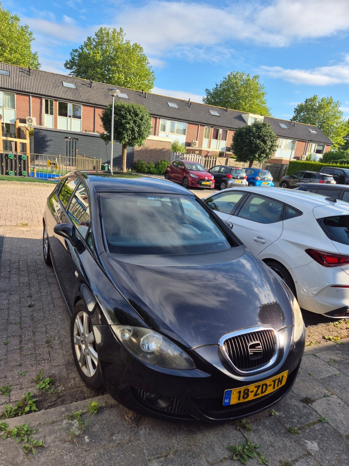 Seat Leon 1.4 TSI 92KW 2008 Zwart, 662 kg, 4 cilinders, Leon, Zwart