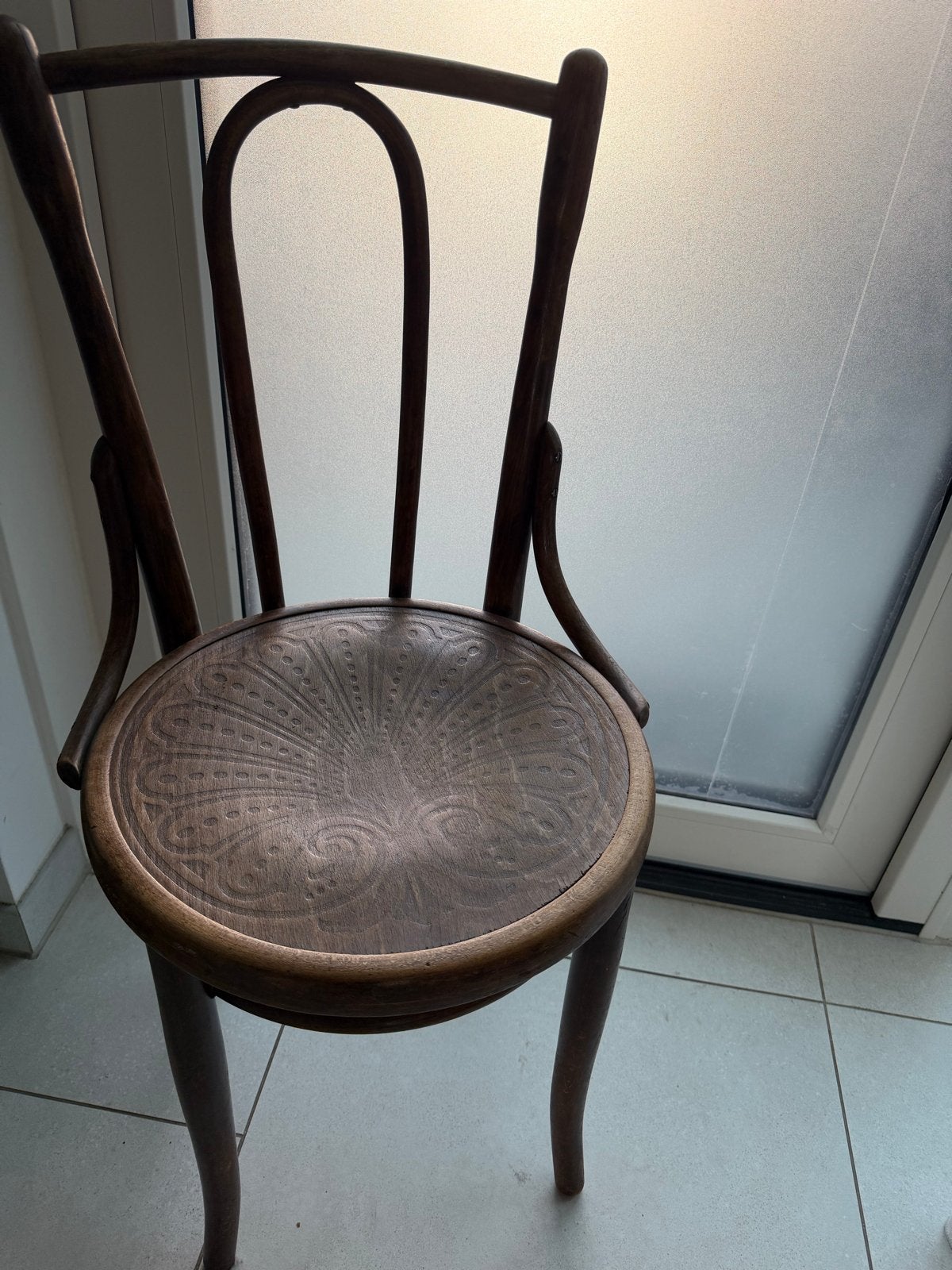 Antieke Thonet stoel met bewerkte zitting, Ophalen of Verzenden