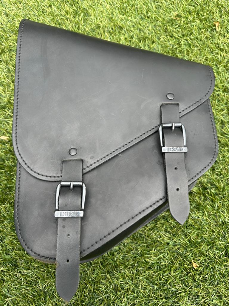 Zwarte leren zadeltas voor motorfiets, Motoren, Accessoires | Koffers en Tassen, Ophalen of Verzenden, Gebruikt