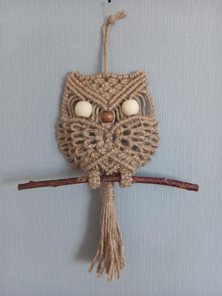 Macramé uil 1, Huis en Inrichting, Nieuw, Natuurlijk materiaal, Handgemaakt, Ophalen