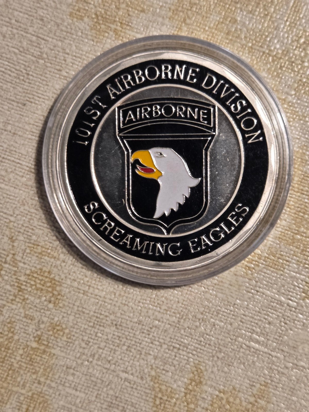 101st Airborne Division Screaming Eagles Challenge Coin, Ophalen of Verzenden, Landmacht, Amerika, Overige typen
