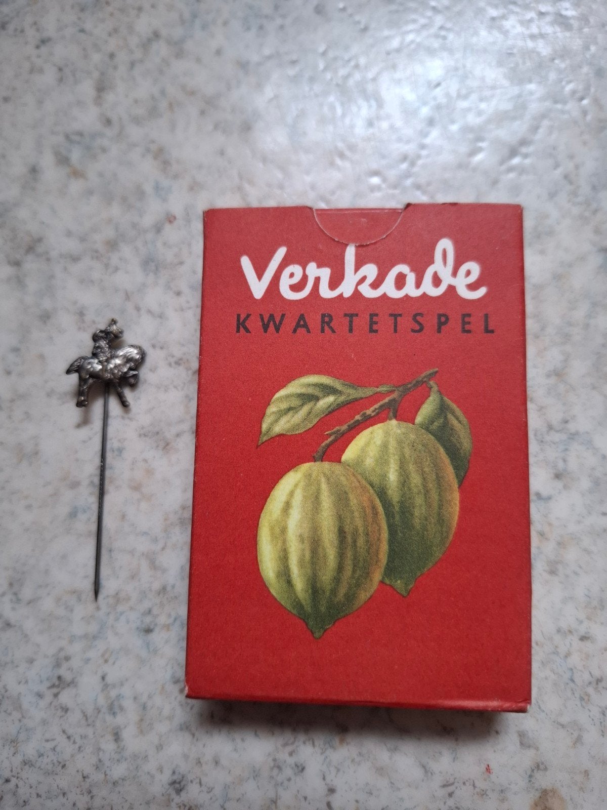Vintage Verkade Kwartetspel met paardenspeld, Drie of vier spelers, Ophalen of Verzenden, Gebruikt, Verkade