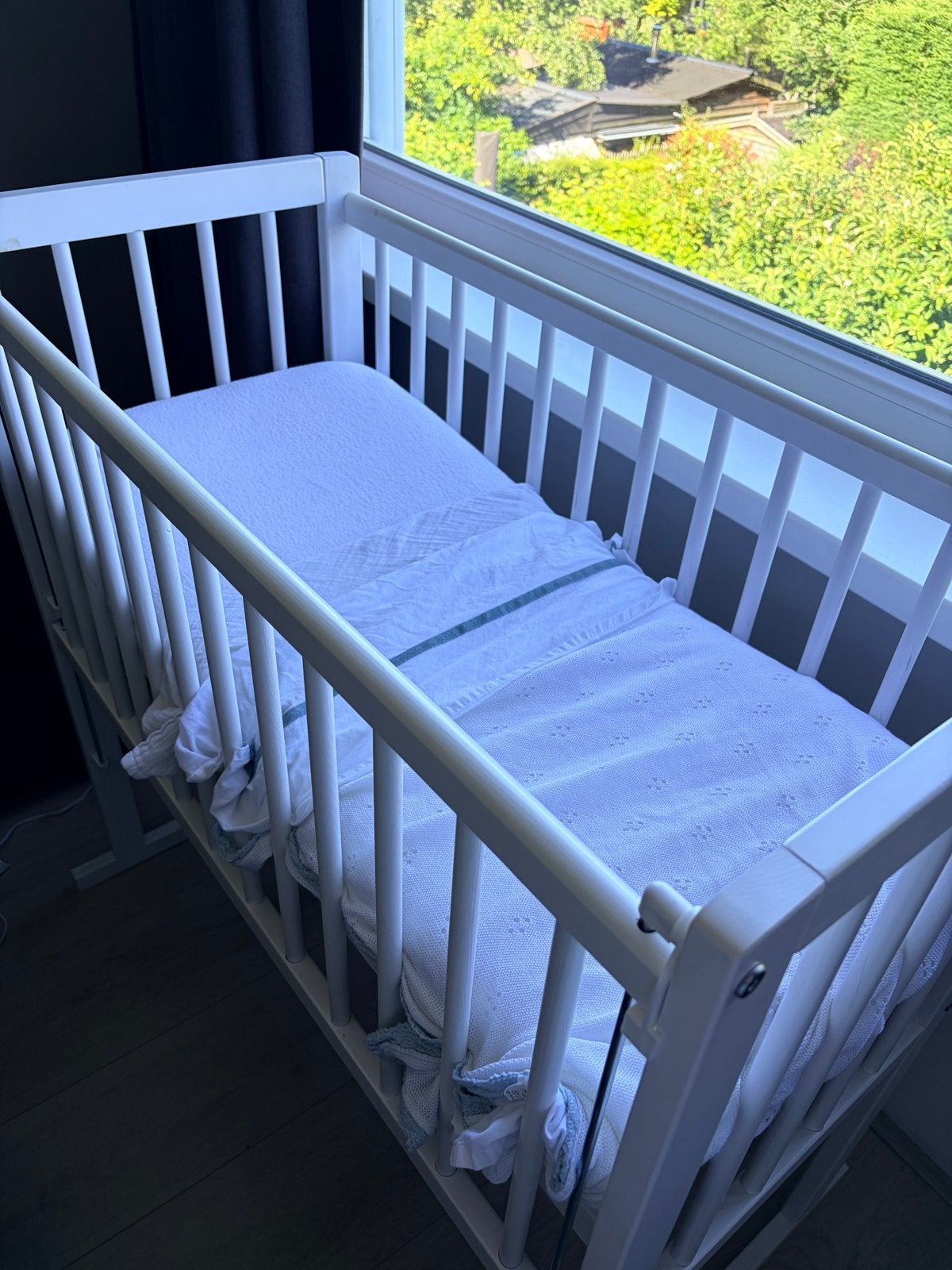 Co-sleeper van Petit Amelie, Kinderen en Baby's, Babywiegjes en Ledikanten, Ophalen of Verzenden, Zo goed als nieuw, Wieg