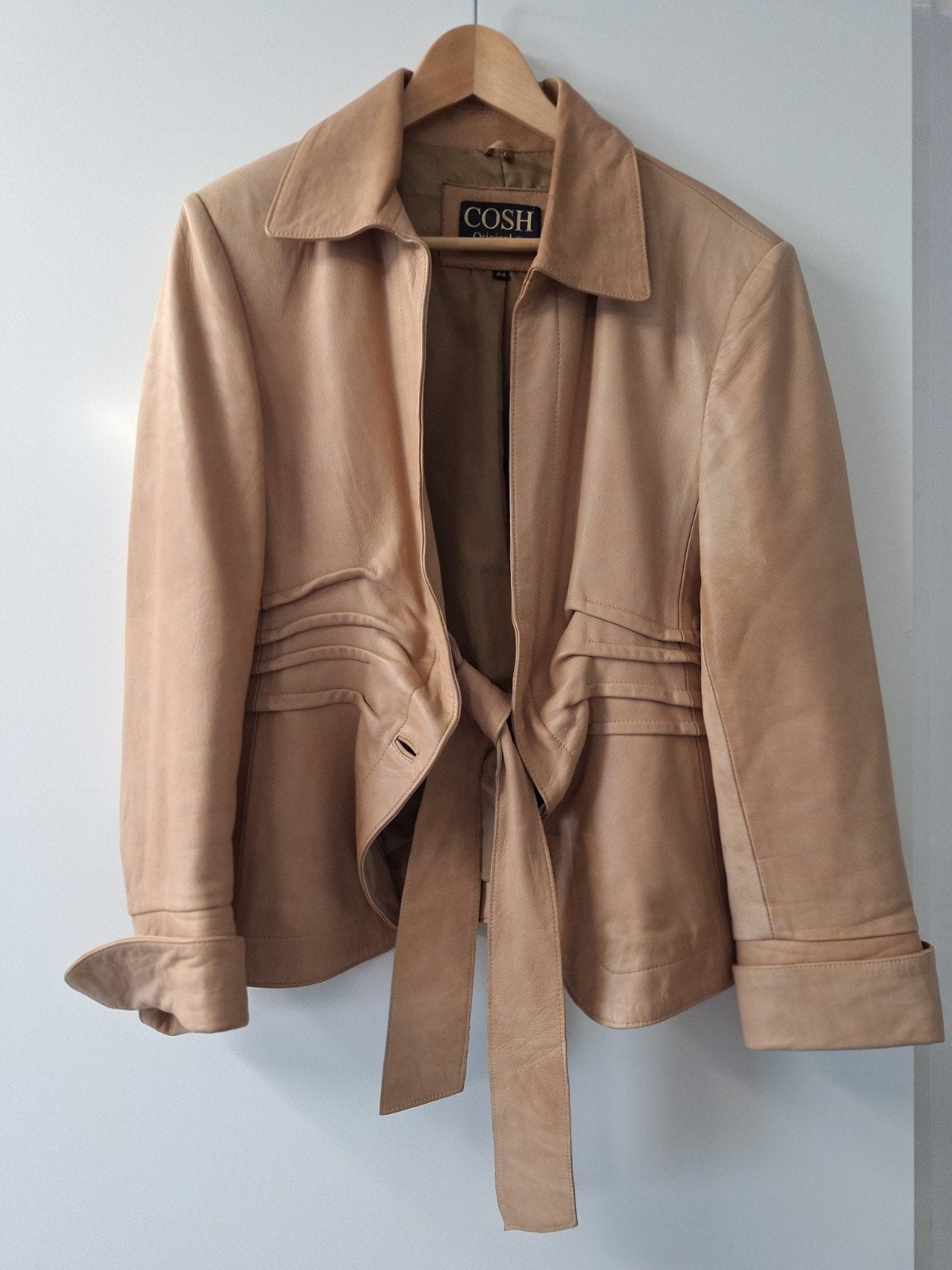 Cosh Original suède leren jasje met ceintuur, maat 44, Kleding | Dames, Cosh Original, Beige, Maat 42/44 (L), Ophalen of Verzenden