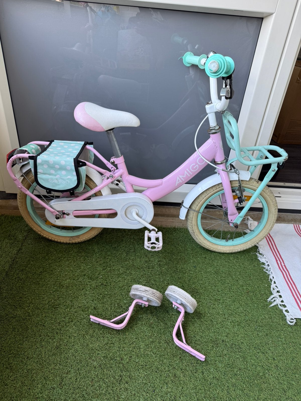 Amigo meisjes fiets, Ophalen of Verzenden, Zo goed als nieuw, 14 inch of minder