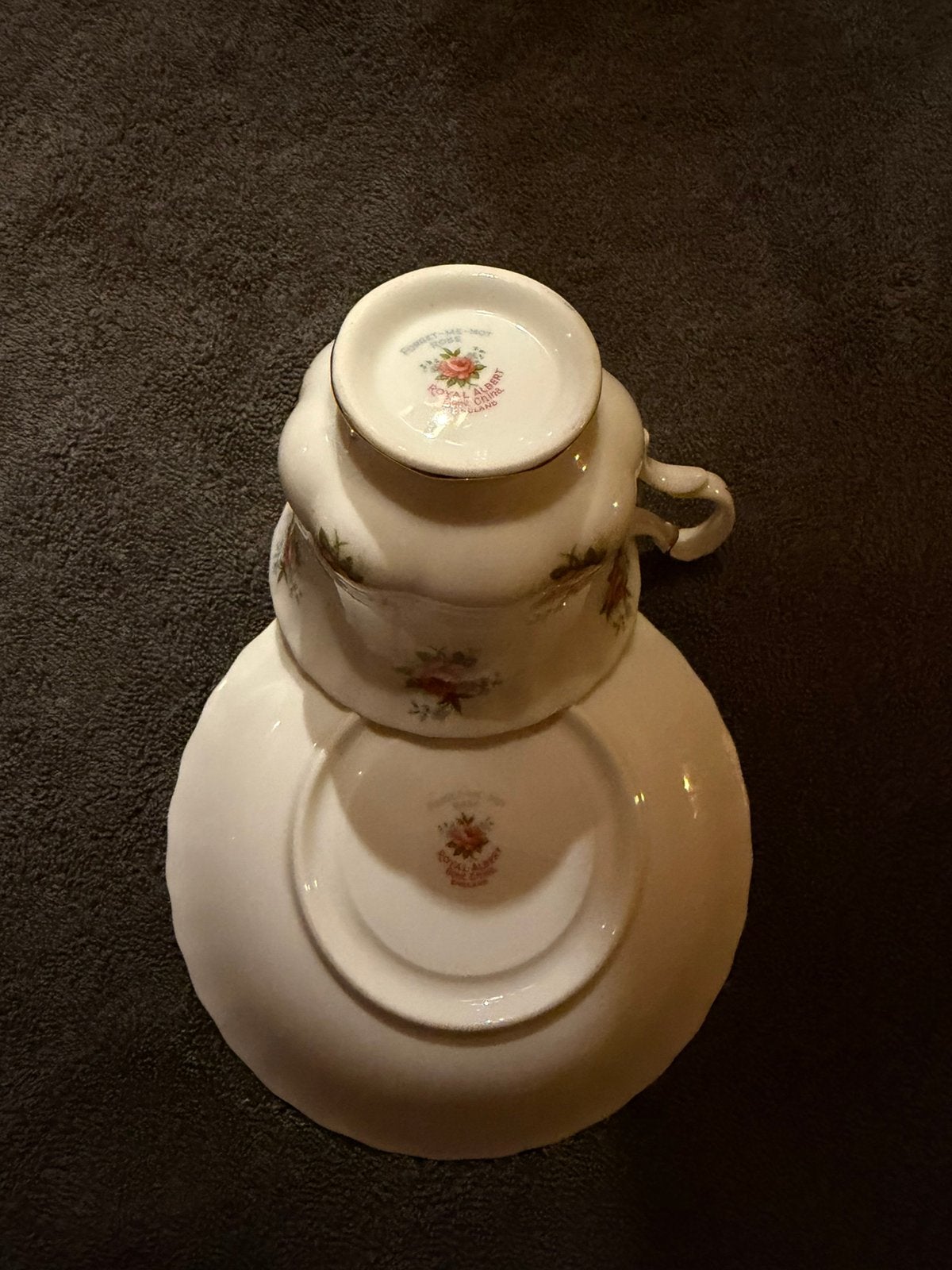 Nieuw 2X Royal Albert En Meer, Nieuw, Ophalen of Verzenden, Overige stijlen, Kop(pen) en/of Schotel(s)