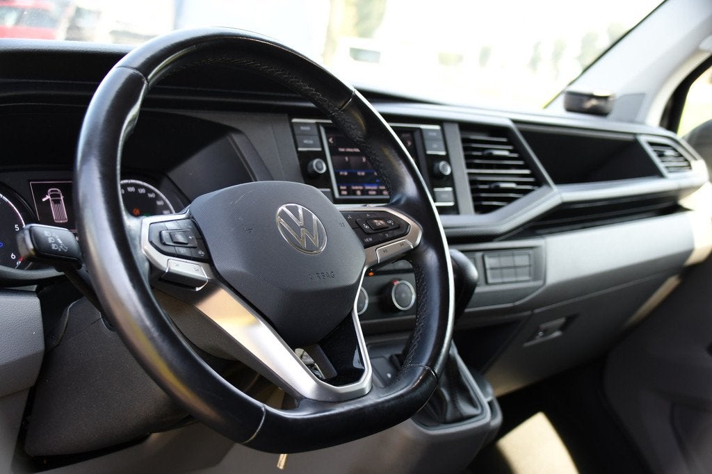 Volkswagen Transporter 2.0 TDI L1H1 30 Black Edition Cruise,, Stof, 1839 kg, 4 cilinders, 150 pk