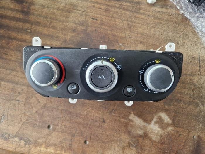 Kachel Bedieningspaneel van een Renault Clio, Gebruikt, -, Renault, -