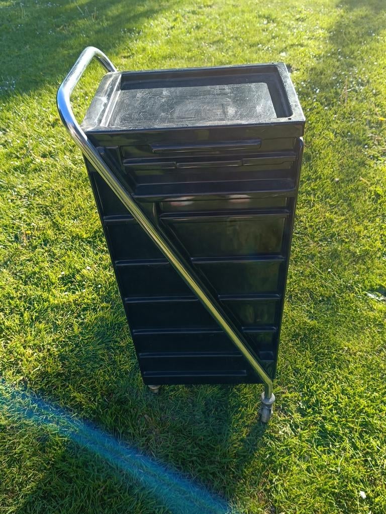 Kappers trolley zwart verrijdbaar met 6 lades, Ophalen