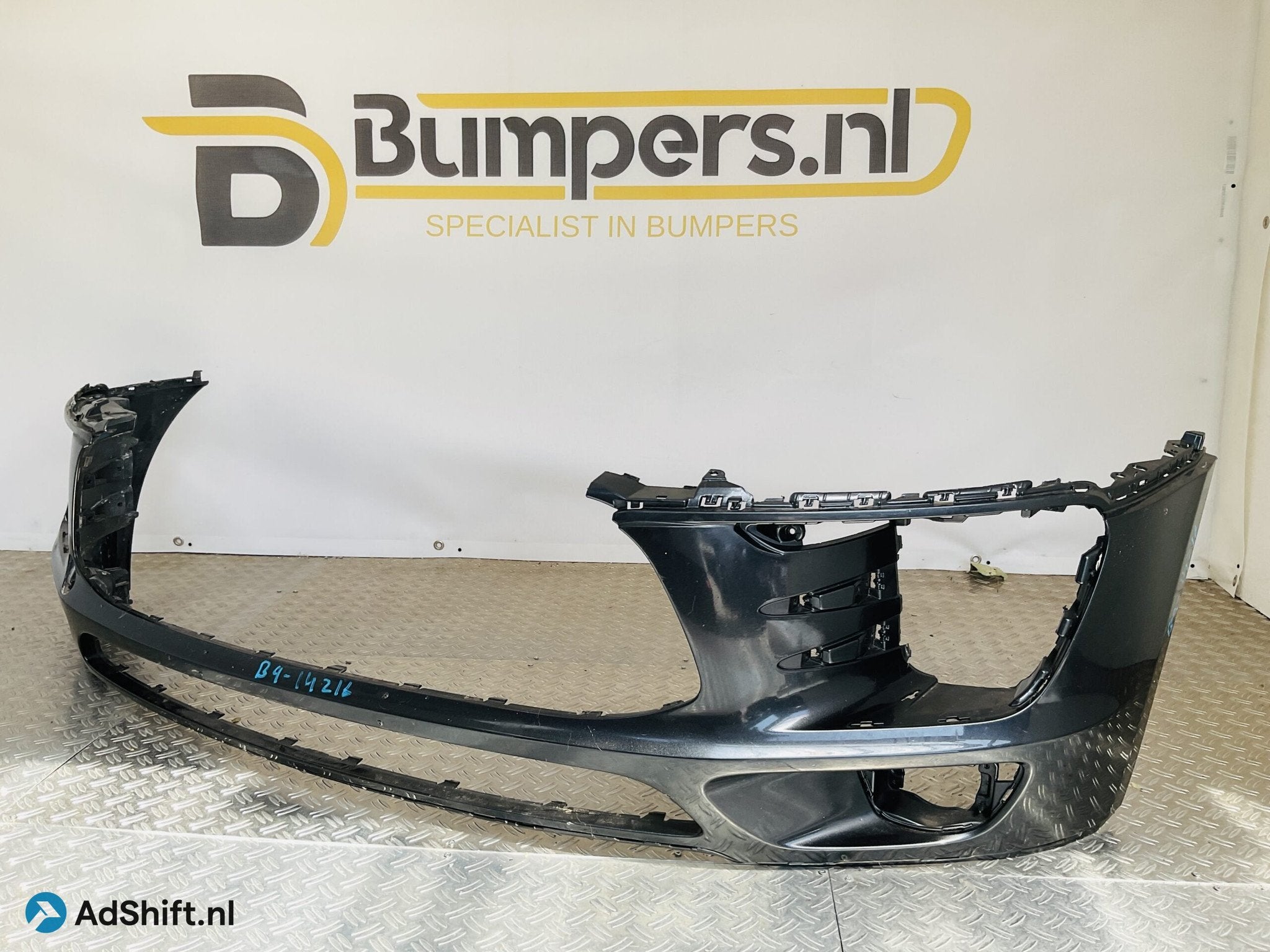 Bumper Porsche Macan 95B 2018-2023 95B807221K Voorbumper 2-B, Bumper