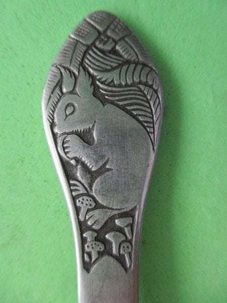 (KB5625) Kinderbestek Eekhoorn lepel (model 1), Ophalen of Verzenden, Gebruikt