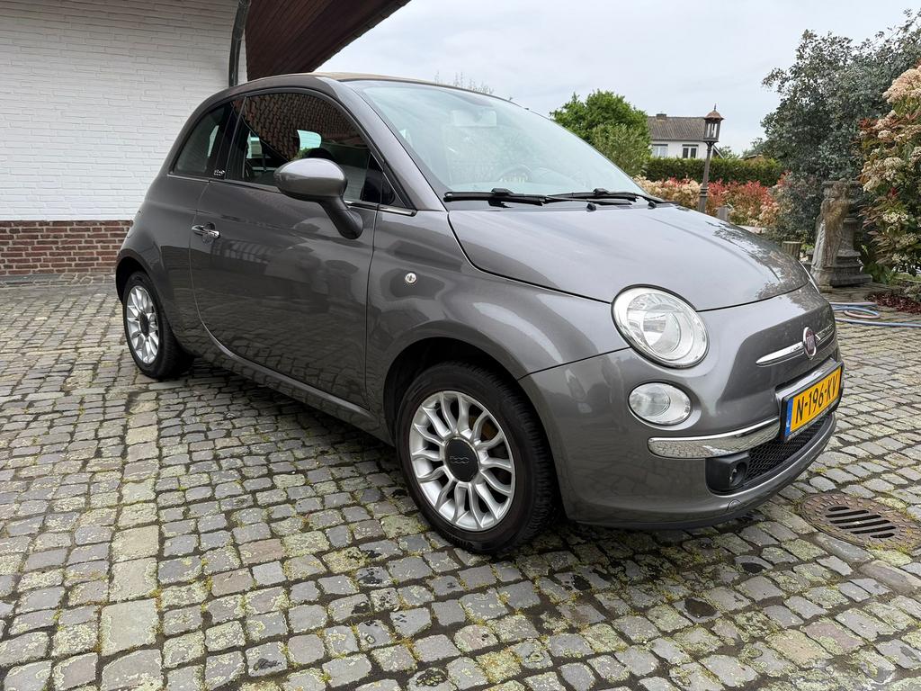 Fiat 500C 1.2 lounge cabrio 2011 grijs met beige dak, Auto's, Fiat, Voorwielaandrijving, 4 cilinders, Cabriolet, Leder en Stof