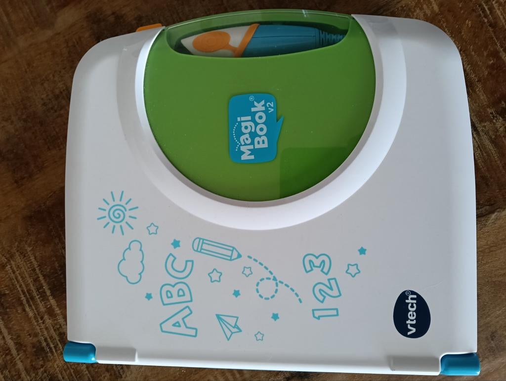 VTech MagiBook V2 met 2 boeken, Ophalen, Zo goed als nieuw, 4 tot 6 jaar