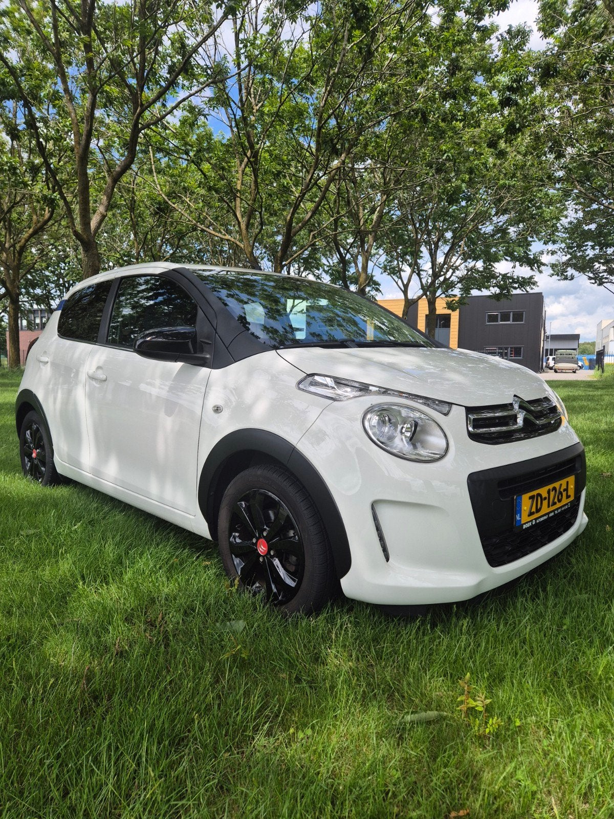 Citroën C1 1.0 VTi 72PK S&S 5D 2019 Wit, Voorwielaandrijving, Stof, 4 stoelen, C1